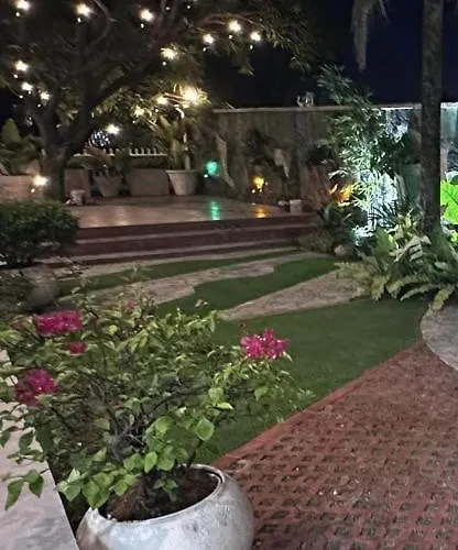 The Garden Gasthuis 4*